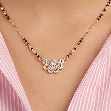 Luna Glow Mangalsutra