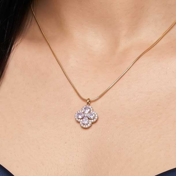 Nova Spark Necklace