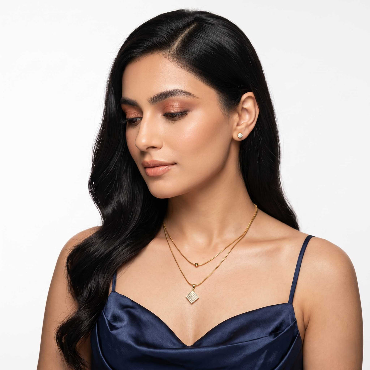 Bling Bloom Double Chain Necklace Model