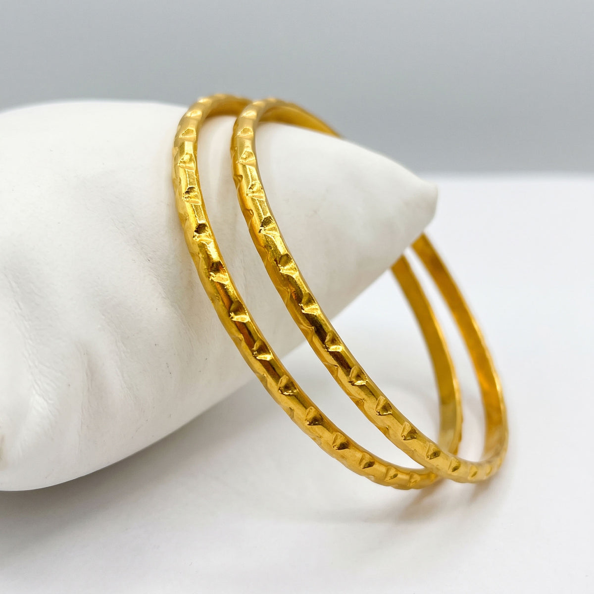 Avntika Bangle