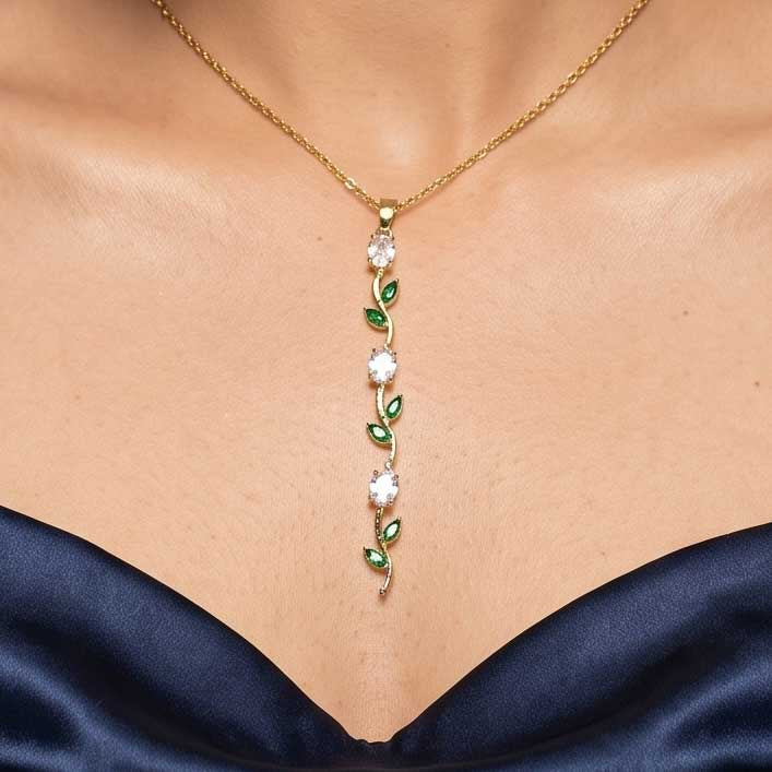 Tulip White Green Necklace