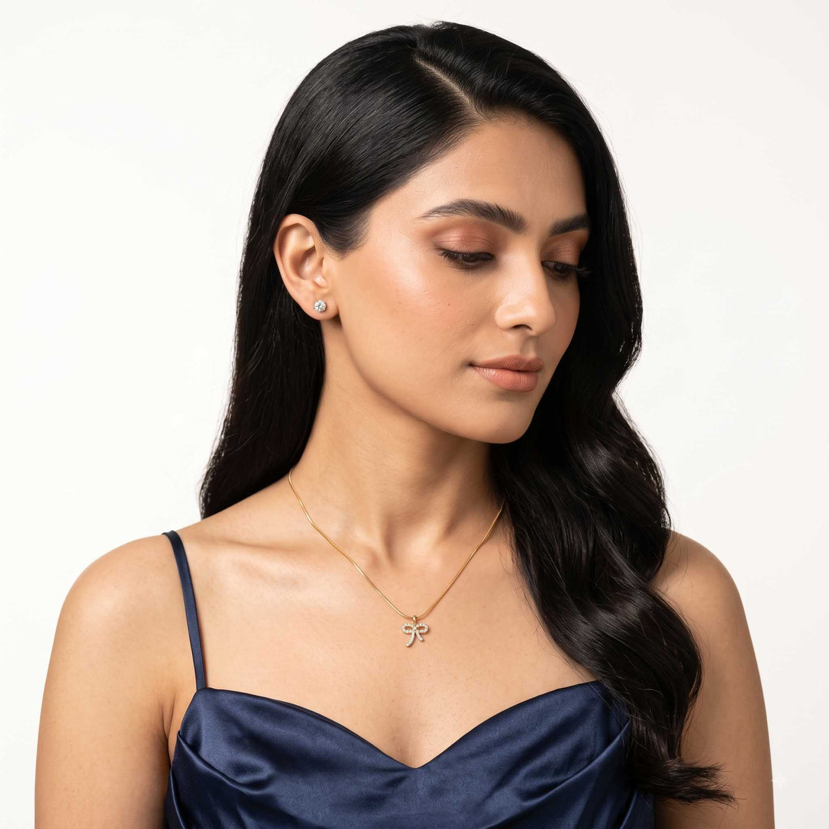 Minimal Infinity Necklace Model